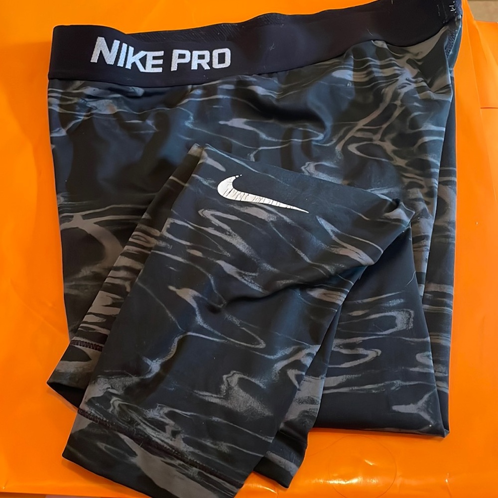Nike pro Capri leggings
